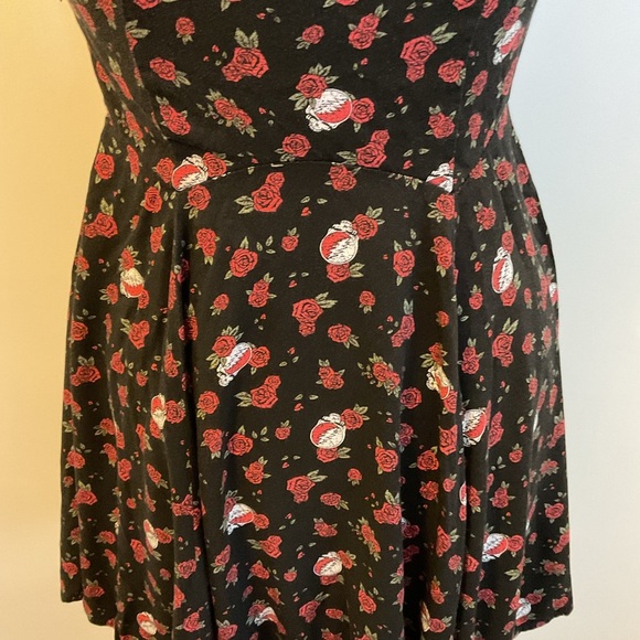 5. By Junkfood Grateful Dead Skull Red Roses Mini dress Spaghetti Straps SZ S - Picture 8 of 10